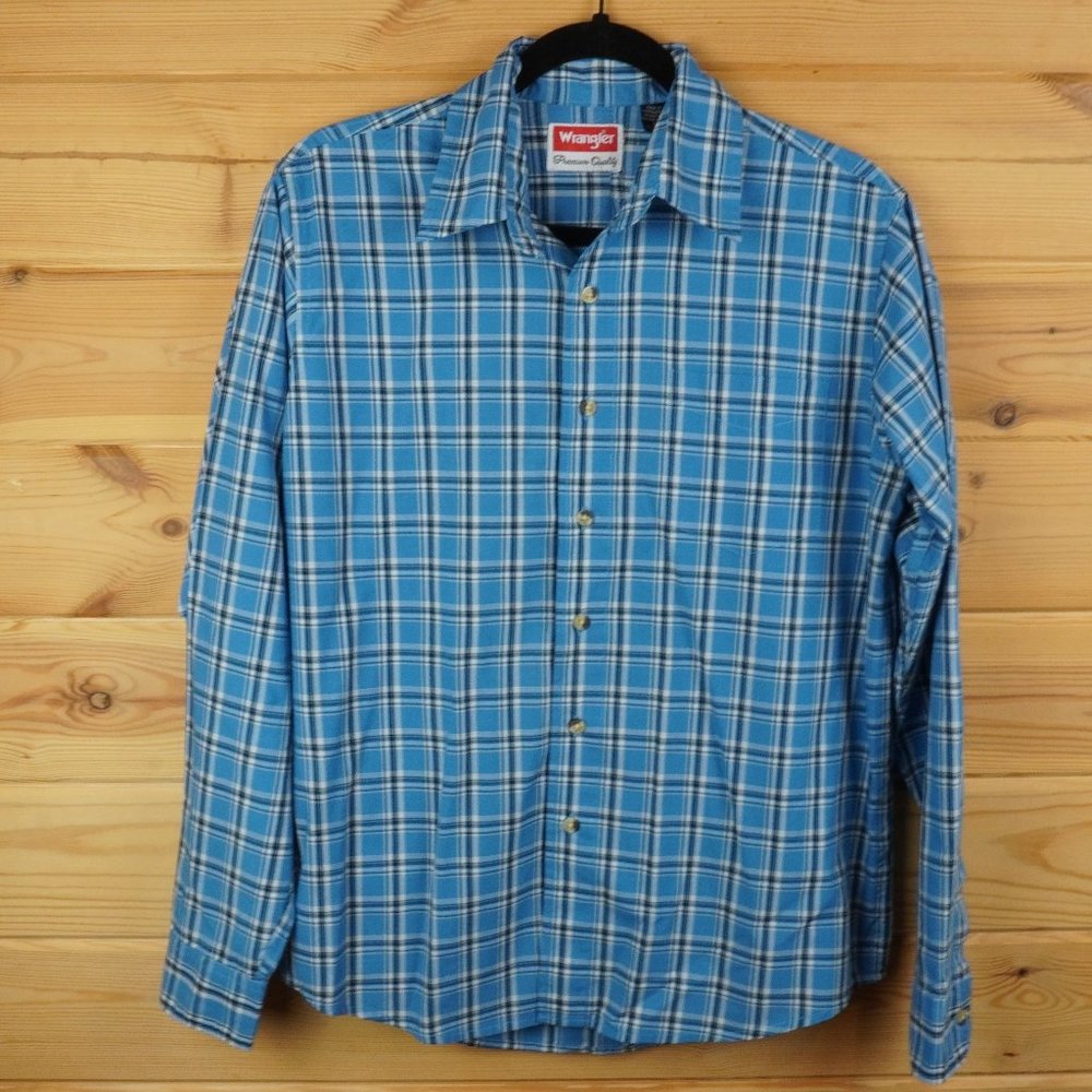 Wrangler Blue and‎ White Plaid Button Up Shirt Size Small